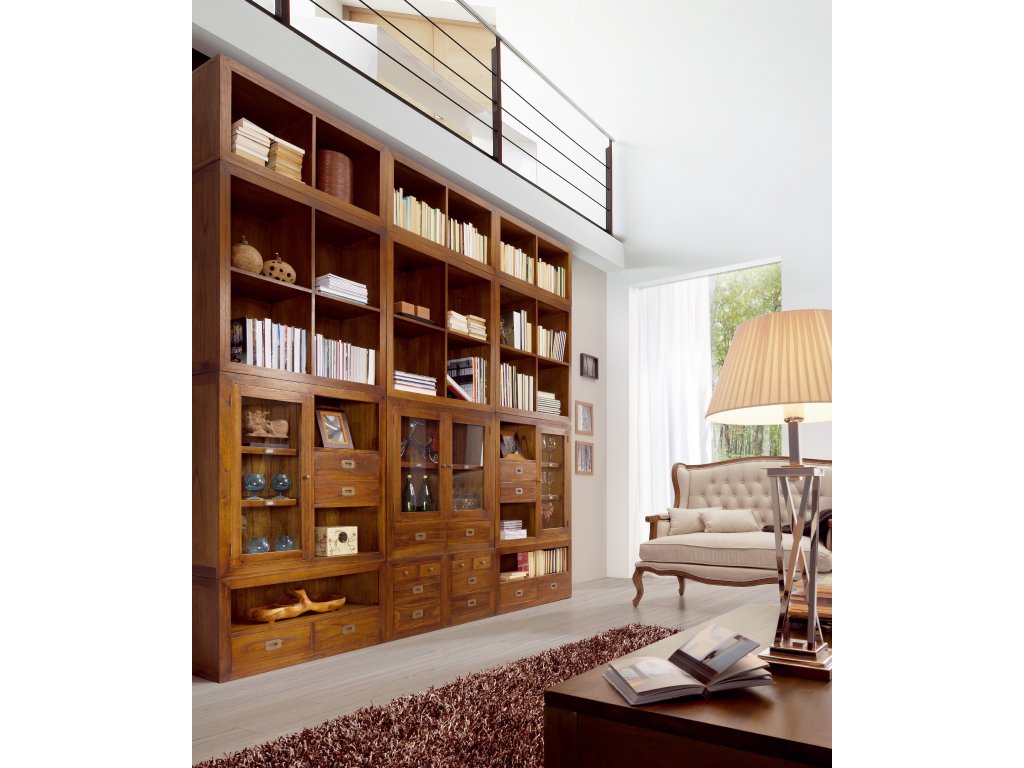 Masivní koloniální knihovna